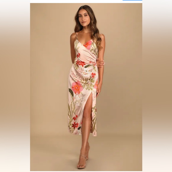 Lulu’s pink floral Midi Dress size S‎ - Picture 2 of 6